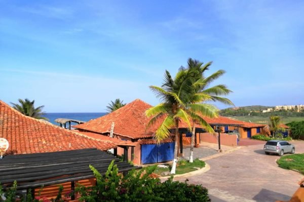 Venta de casa campestre en playa el agua Isla de margarita